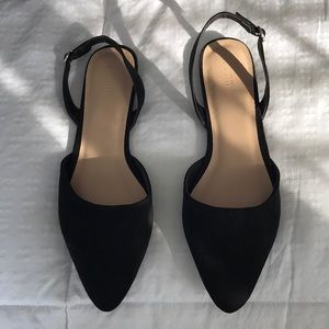 Forever 21 flats with strap NWOT